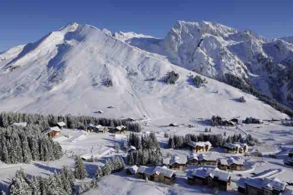 Appartement La Clusaz Avec Terrasse Sur Les Pistes De Ski Manigod Buitenkant foto